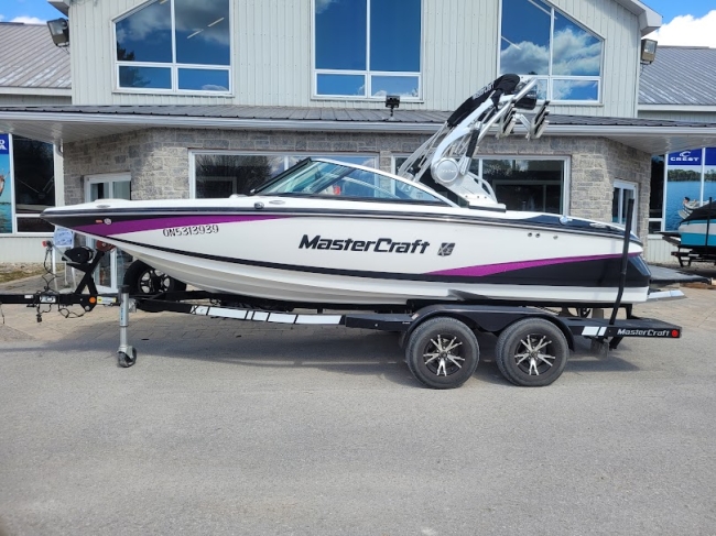 Priced at $94,900 – 2015 MasterCraft X2 in immaculate condition with less then 100 hours. Seize the summer in this sweet ride and enjoy the MasterCraft Experience. 

Equipped with the lmor 5.7L Engine & a tandem MasterCraft trailer

For inquires call 705-738-5151 or email sales@buckeyemarine.com